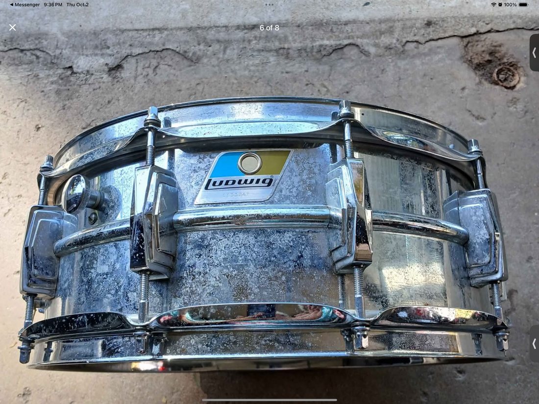 Ludwig Supraphonic snare drum before restoration