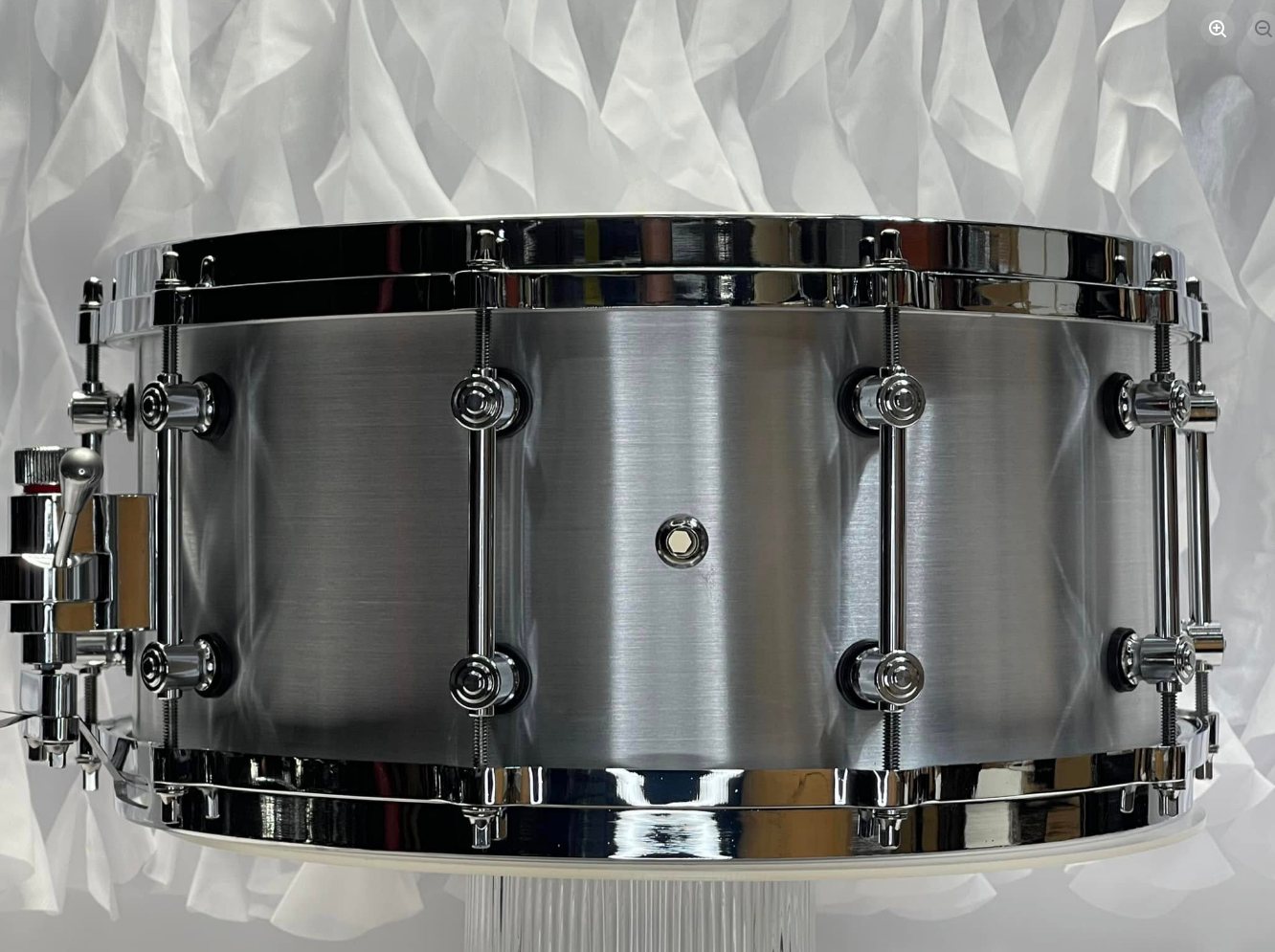Custom 2mm brushed aluminum 14x6.5 snare drum with die-cast aluminum rims